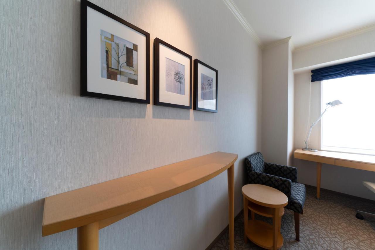 Hotel Associa Toyohashi Ngoại thất bức ảnh A console table