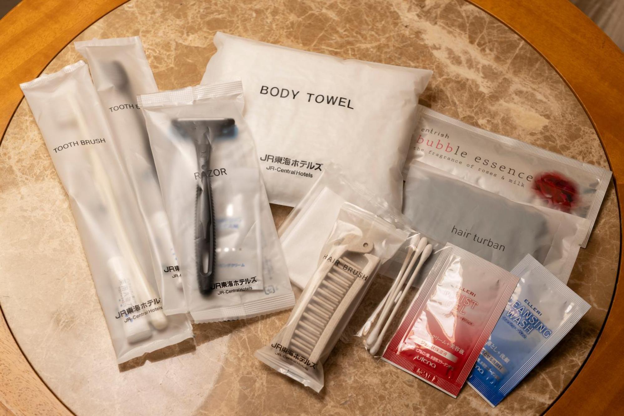 Hotel Associa Toyohashi Ngoại thất bức ảnh A selection of amenities