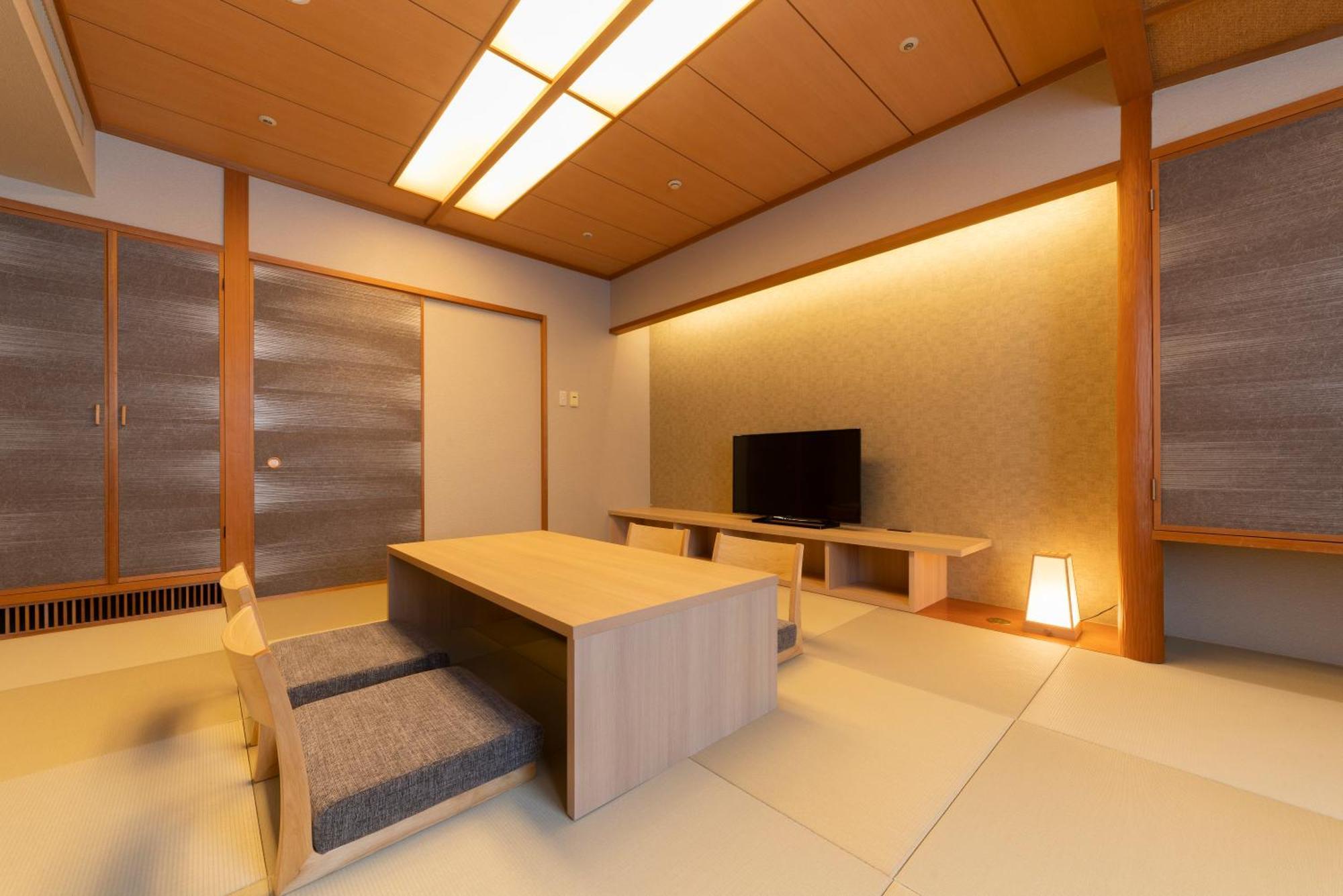 Hotel Associa Toyohashi Ngoại thất bức ảnh A room at the Kyoto Station