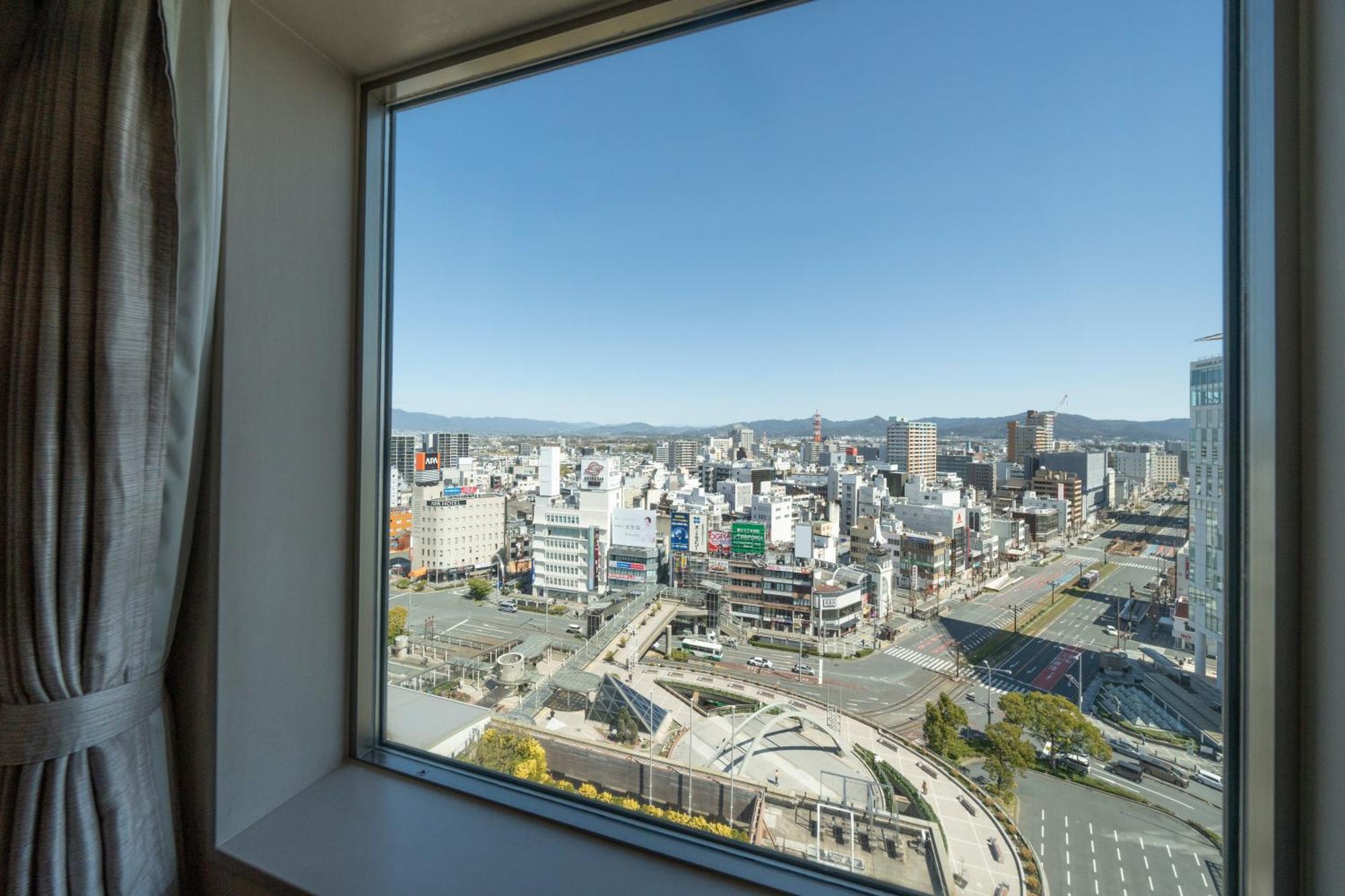Hotel Associa Toyohashi Ngoại thất bức ảnh View from a window