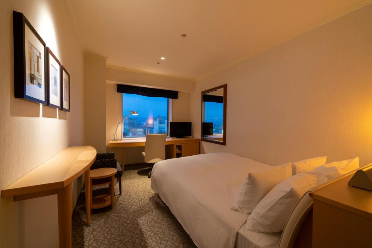 Hotel Associa Toyohashi Ngoại thất bức ảnh A room at the hotel